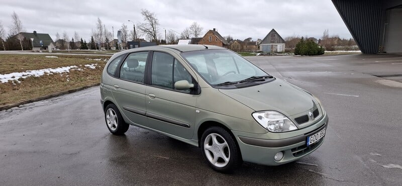 Photo 6 - Renault Scenic 2001 y Van