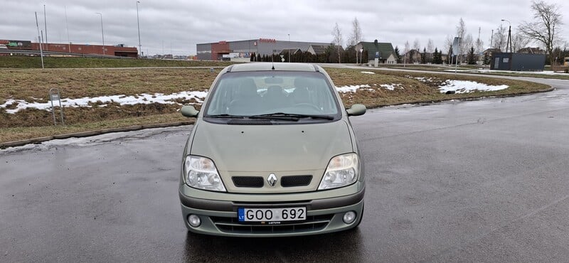 Photo 7 - Renault Scenic 2001 y Van