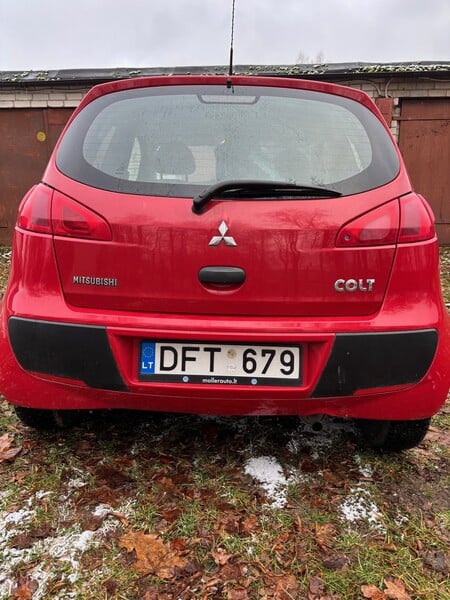 Photo 3 - Mitsubishi Colt 2007 y Hatchback