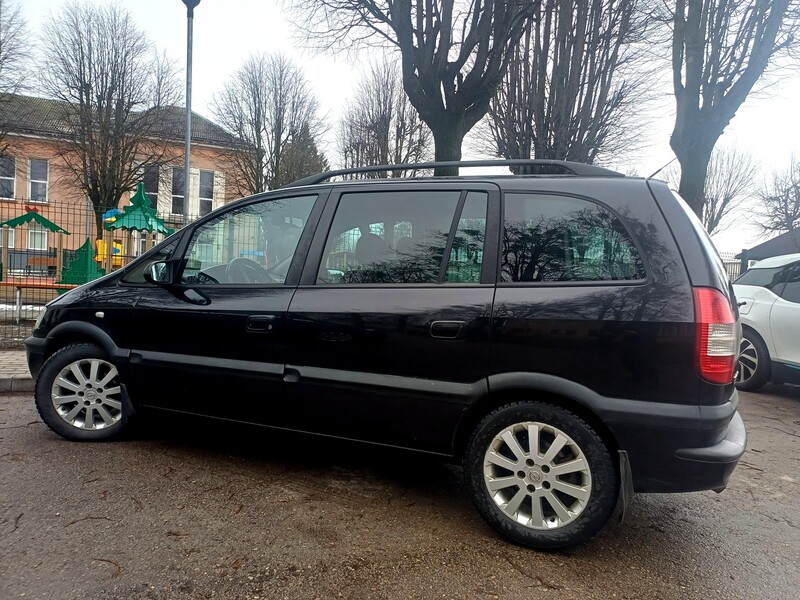 Photo 3 - Opel Zafira 2004 y Van