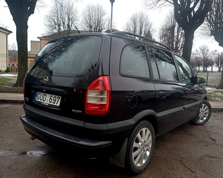 Photo 8 - Opel Zafira 2004 y Van