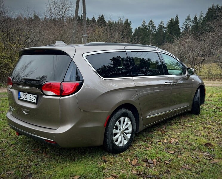 Nuotrauka 6 - Chrysler Pacifica 2017 m Vienatūris