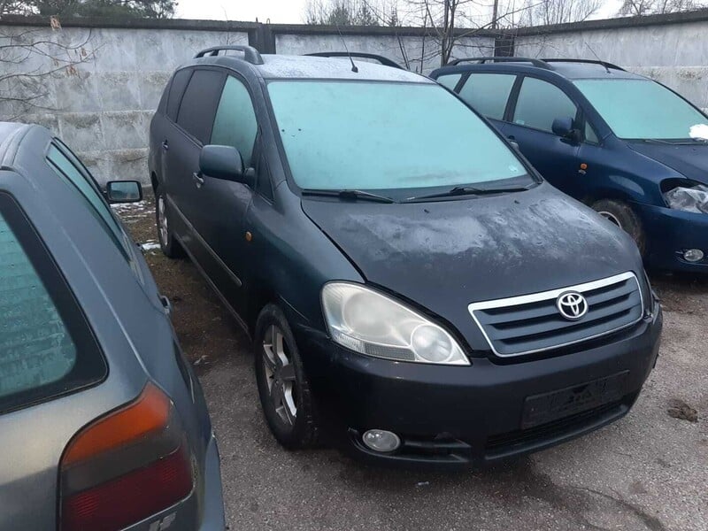 Nuotrauka 3 - Toyota Avensis Verso 2002 m Vienatūris