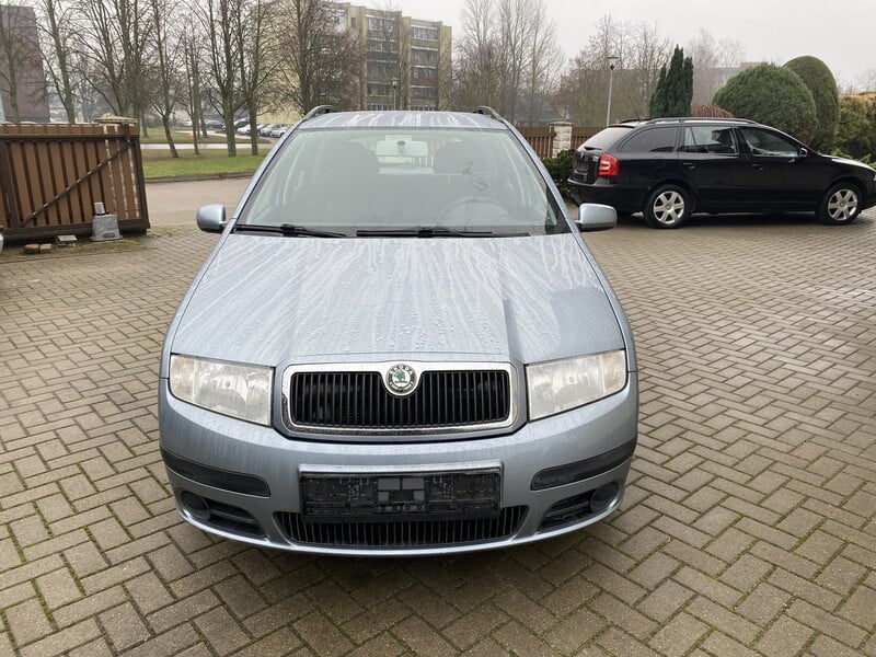 Photo 5 - Skoda Fabia 2005 y Wagon