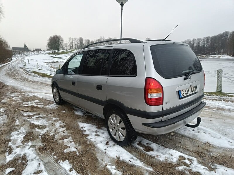 Фотография 3 - Opel Zafira 2002 г Минивэн