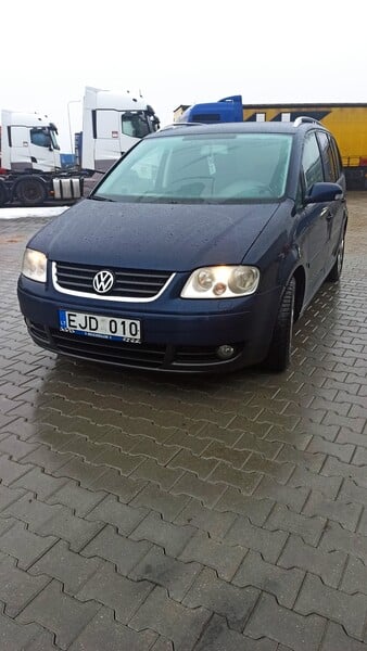 Photo 2 - Volkswagen Touran 2006 y Van