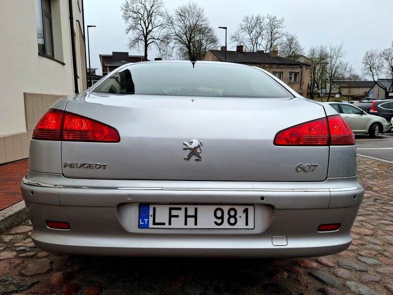 Фотография 26 - Peugeot 607 Limousine 2007 г