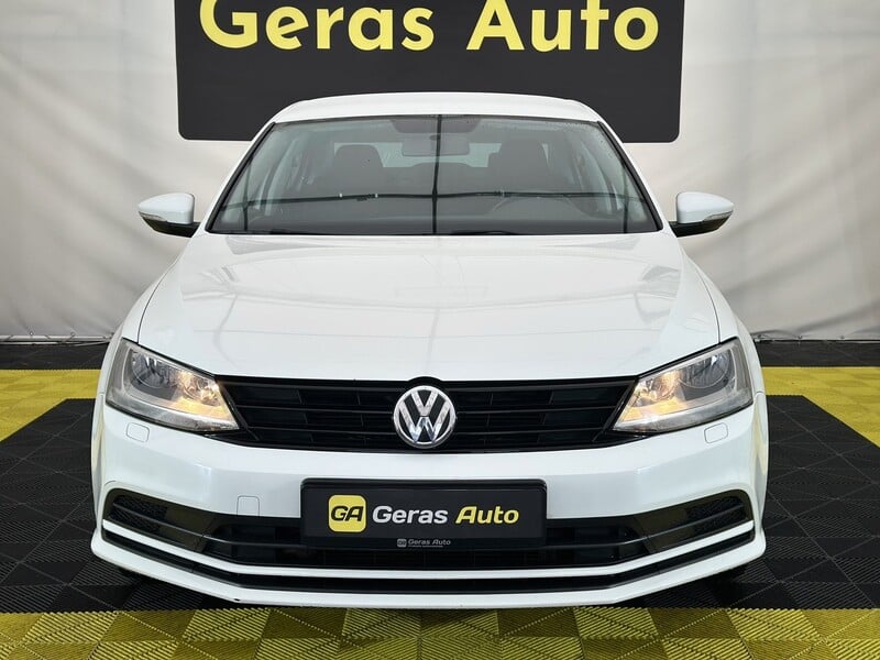 Nuotrauka 7 - Volkswagen Jetta 2015 m Sedanas