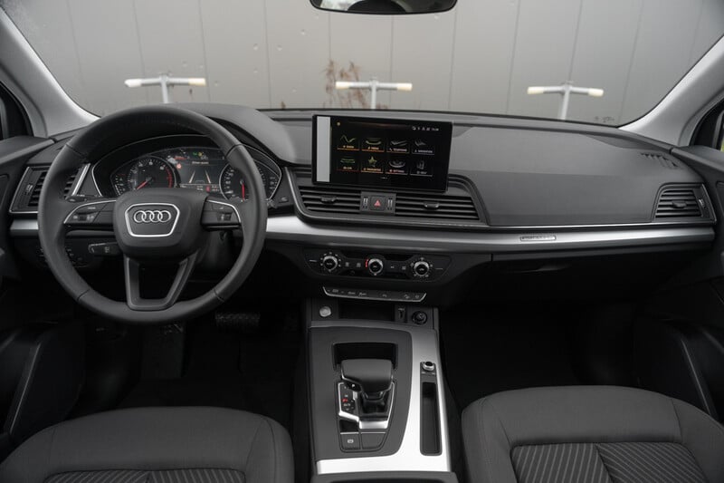 Nuotrauka 13 - Audi Q5 2025 m Visureigis / Krosoveris