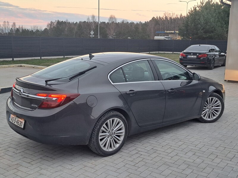 Фотография 4 - Opel Insignia 2015 г Хэтчбек