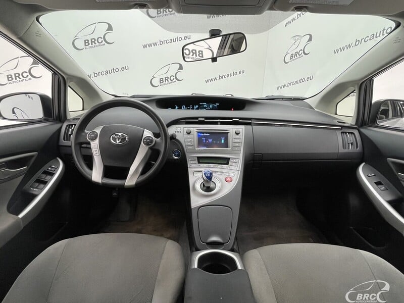 Photo 3 - Toyota Prius 1.8 Hybrid Automatas 2013 y