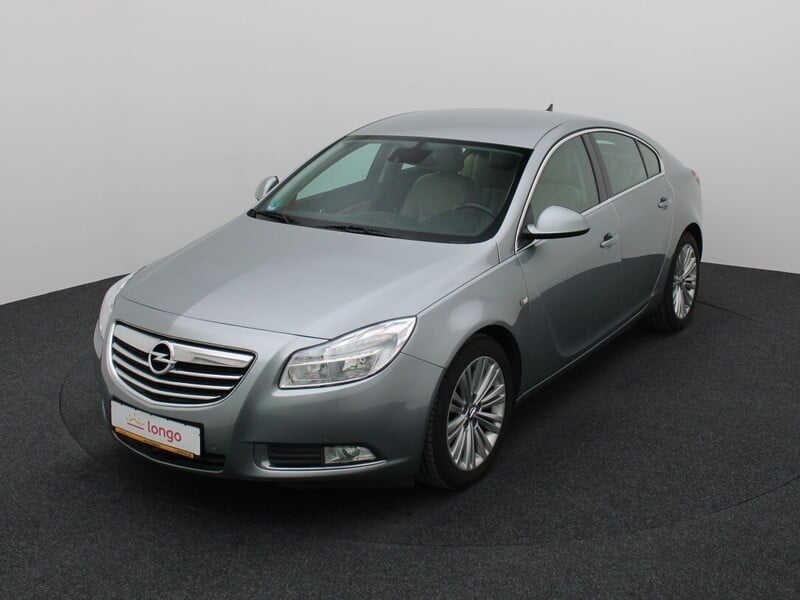 Фотография 1 - Opel Insignia 2011 г Хэтчбек