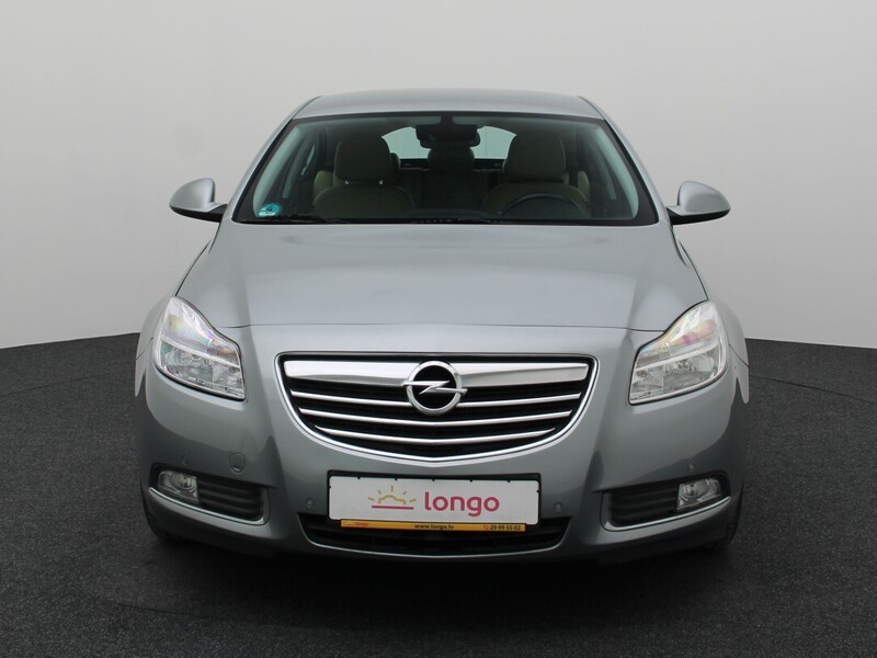 Фотография 3 - Opel Insignia 2011 г Хэтчбек