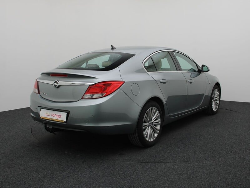 Фотография 8 - Opel Insignia 2011 г Хэтчбек