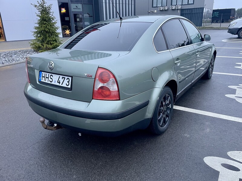 Nuotrauka 2 - Volkswagen Passat 2001 m Sedanas