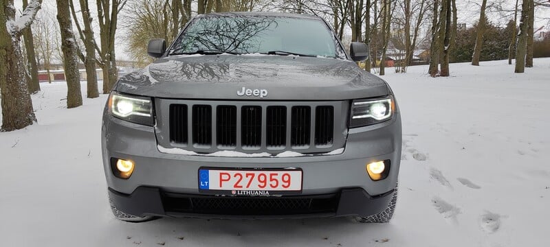 Фотография 3 - Jeep Grand Cherokee 2012 г Внедорожник / Кроссовер