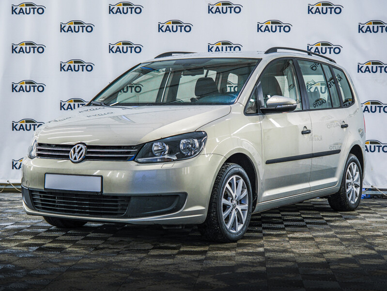 Фотография 1 - Volkswagen Touran 2012 г Минивэн