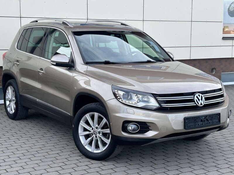 Фотография 6 - Volkswagen Tiguan 2015 г Внедорожник / Кроссовер