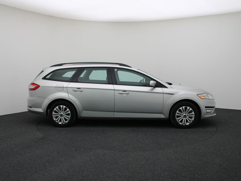 Фотография 9 - Ford Mondeo 2011 г Универсал