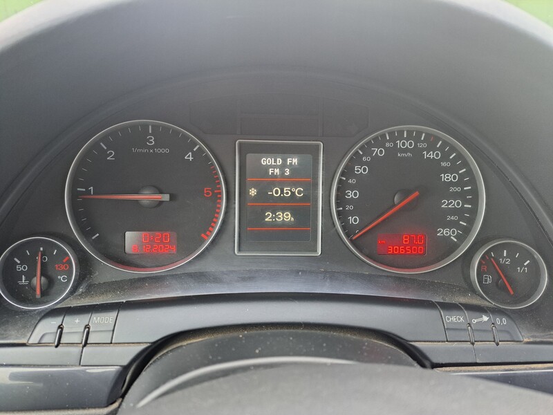 Photo 16 - Audi A4 1.9 TDI QUATTRO 2003 y