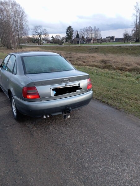 Nuotrauka 1 - Audi A4 1998 m Sedanas