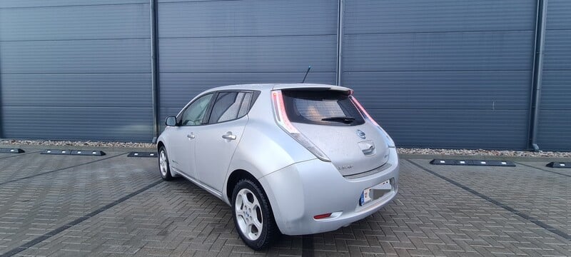 Фотография 7 - Nissan Leaf 2013 г Хэтчбек