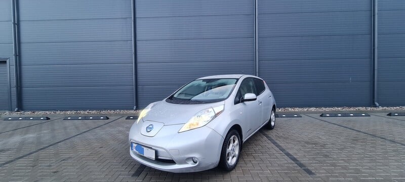 Фотография 6 - Nissan Leaf 2013 г Хэтчбек