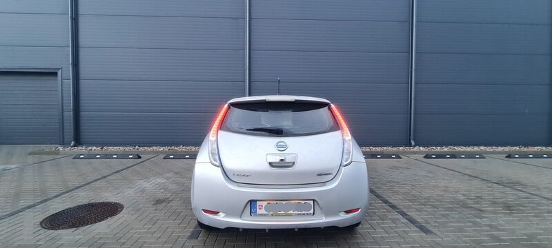 Фотография 11 - Nissan Leaf 2013 г Хэтчбек