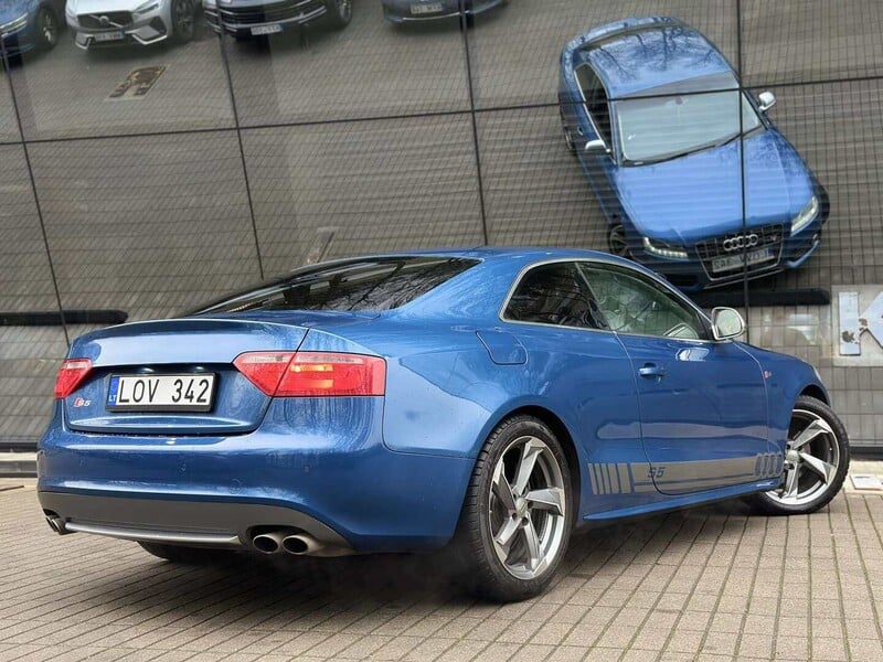 Photo 6 - Audi A5 S-LINE 2009 y