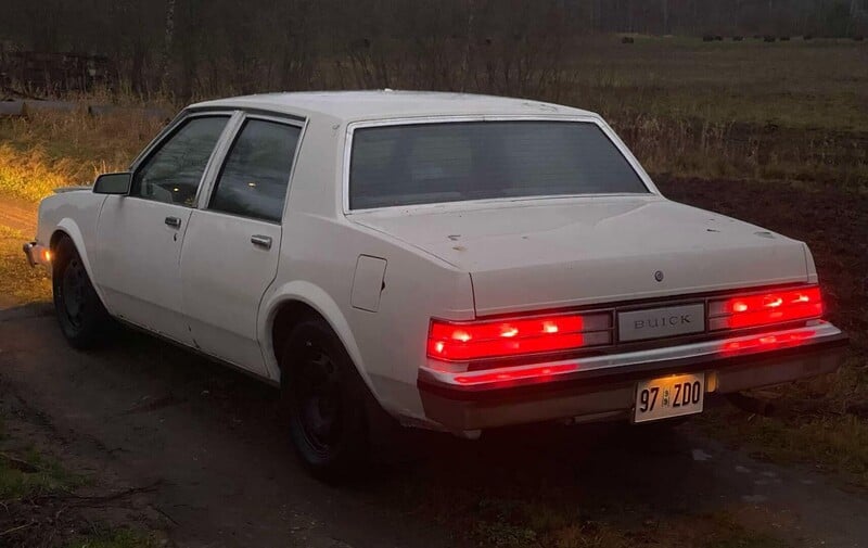 Photo 1 - Buick Skylark 1985 y Sedan