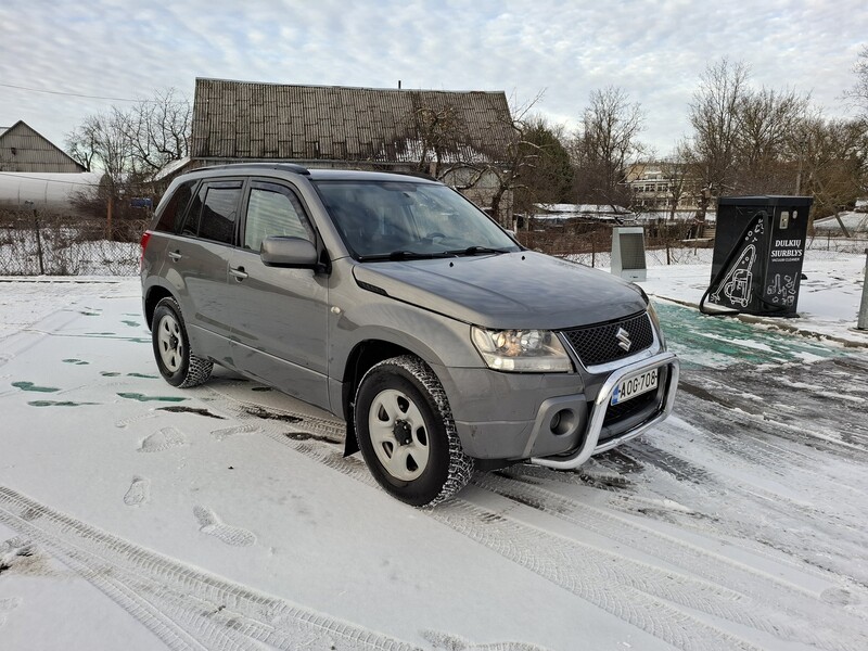 Photo 8 - Suzuki Grand Vitara 2006 y Off-road / Crossover