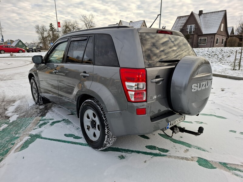 Photo 9 - Suzuki Grand Vitara 2006 y Off-road / Crossover