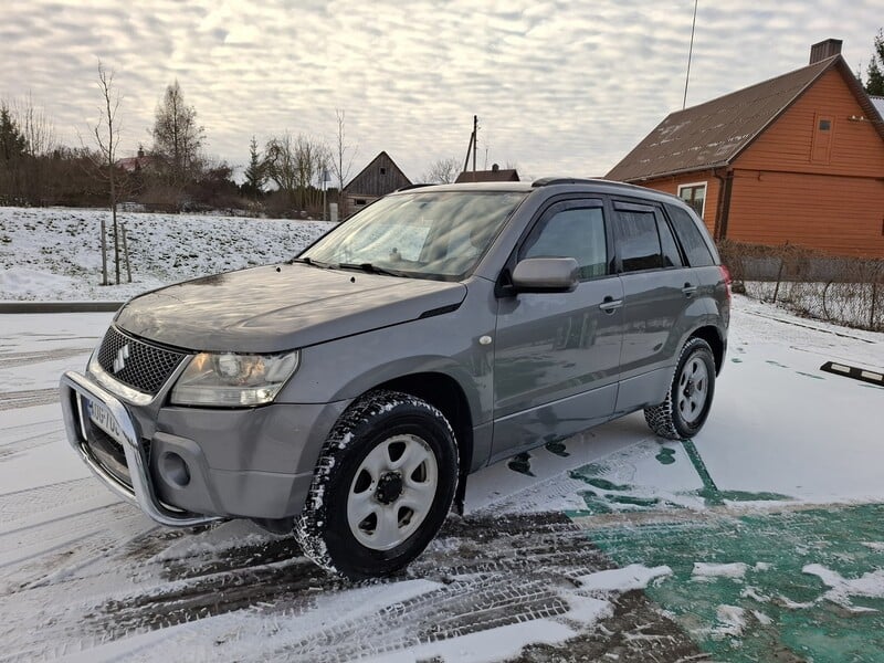 Photo 10 - Suzuki Grand Vitara 2006 y Off-road / Crossover