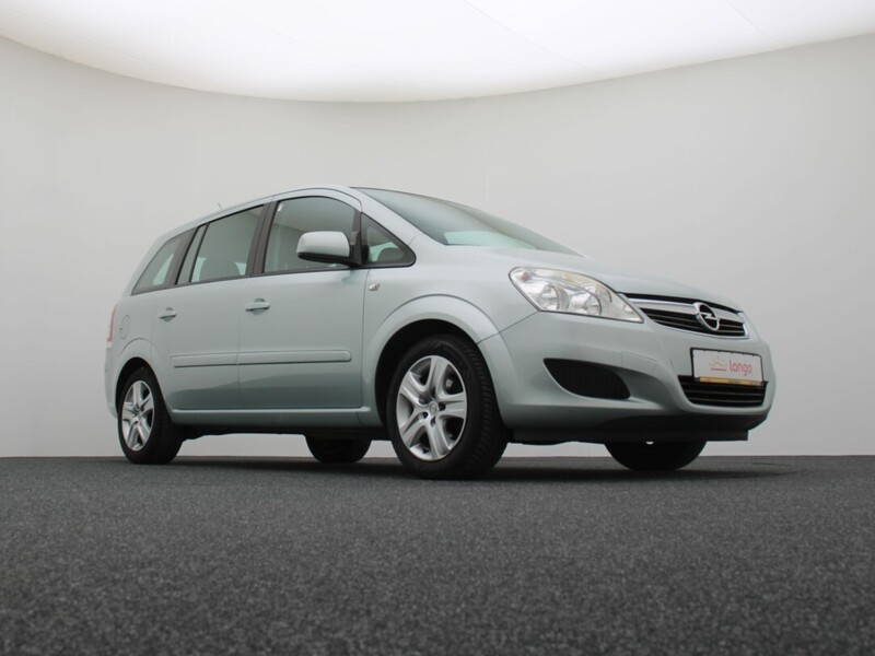 Photo 11 - Opel Zafira 2010 y Van