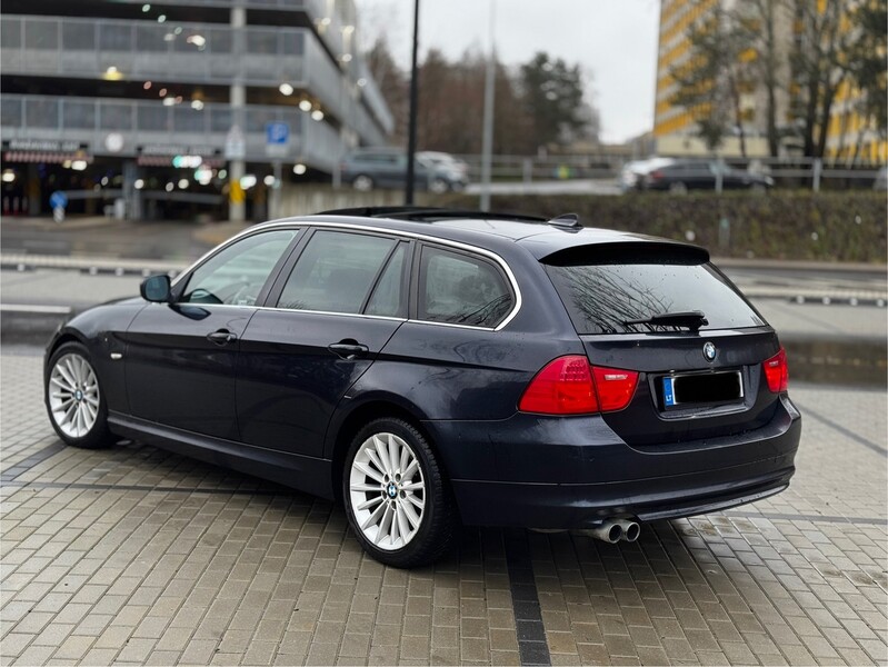 Photo 5 - Bmw 330 2010 y Wagon