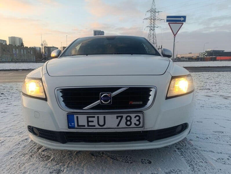 Photo 3 - Volvo S40 2009 y Sedan