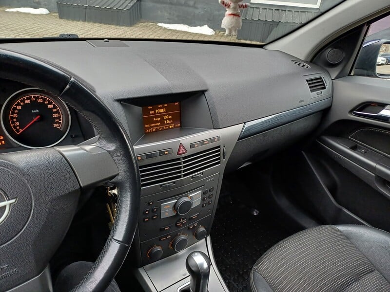 Photo 6 - Opel Astra 2004 y Hatchback