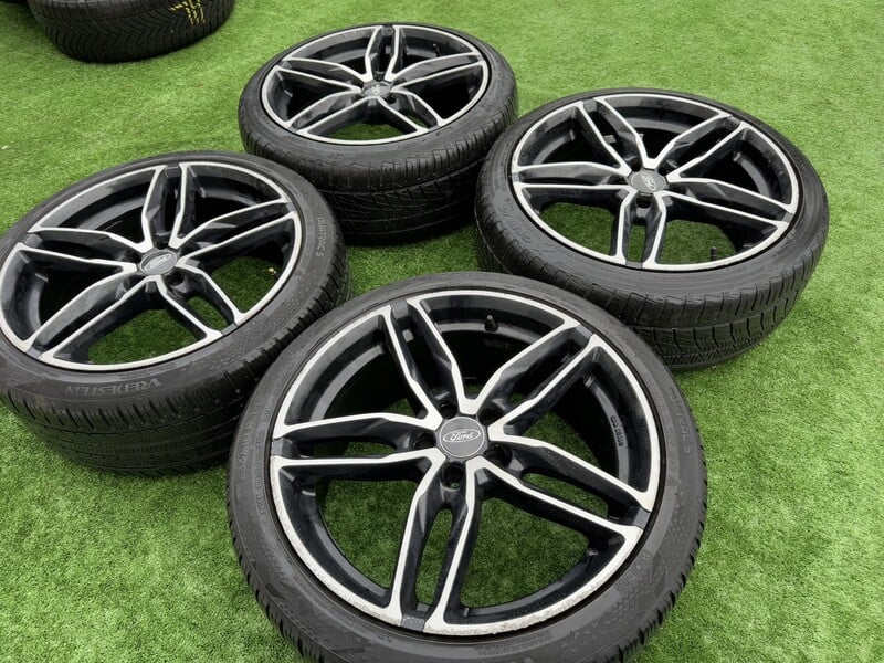 Photo 1 - Ford Siunciam, 8,5J ET45 light alloy R19 rims