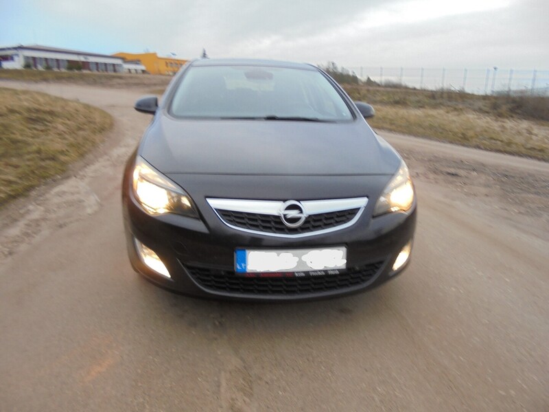 Nuotrauka 1 - Opel Astra 2010 m Hečbekas