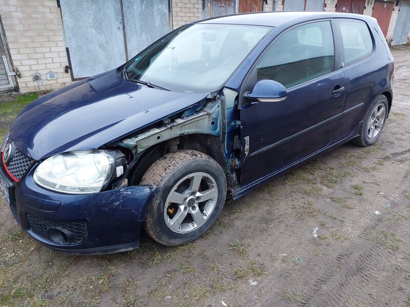 Photo 9 - Volkswagen Golf TDI 2008 y parts