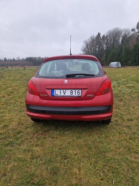 Photo 5 - Peugeot 207 2008 y Hatchback