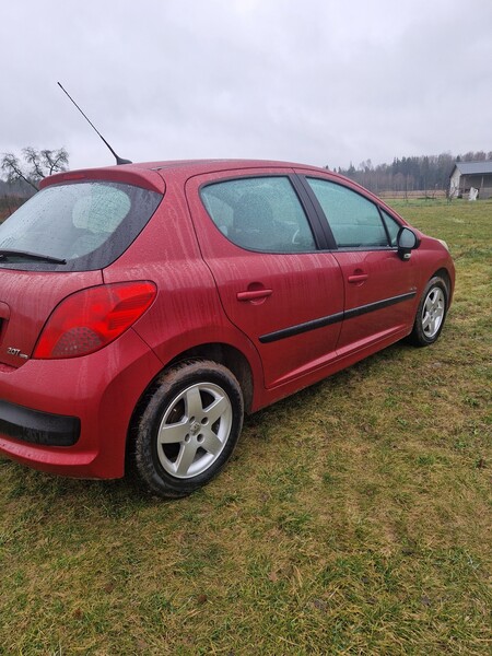 Photo 7 - Peugeot 207 2008 y Hatchback