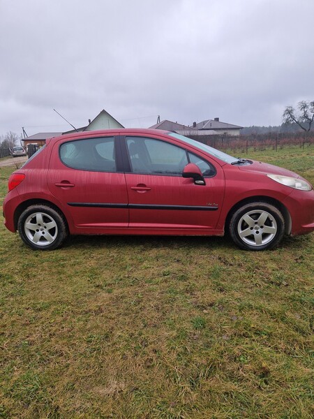 Photo 8 - Peugeot 207 2008 y Hatchback