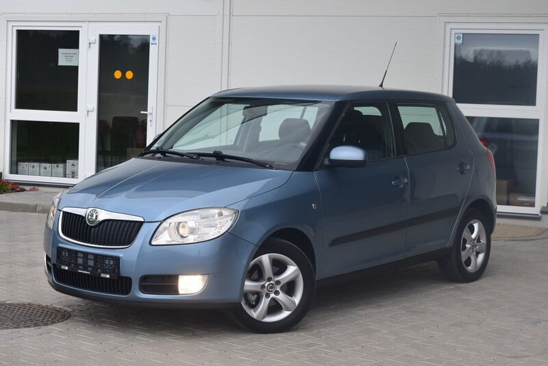 Фотография 1 - Skoda Fabia 2009 г Хэтчбек