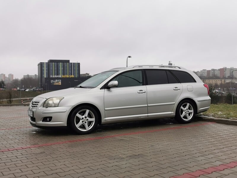 Фотография 6 - Toyota Avensis 2007 г Универсал