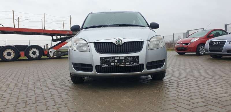 Photo 2 - Skoda Fabia TDI 2009 y