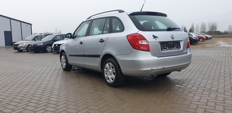 Photo 7 - Skoda Fabia TDI 2009 y