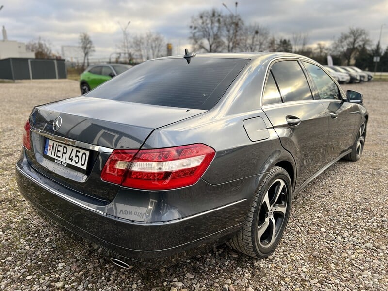 Photo 6 - Mercedes-Benz E 350 2010 y Sedan