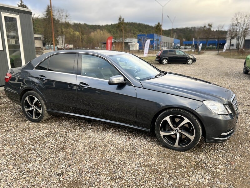 Photo 8 - Mercedes-Benz E 350 2010 y Sedan