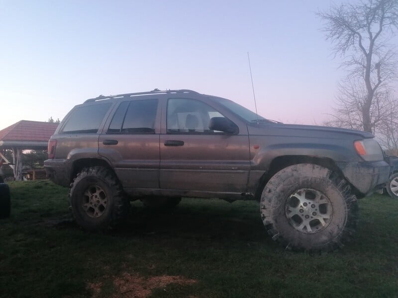 Photo 1 - Jeep Grand Cherokee 2000 y Off-road / Crossover